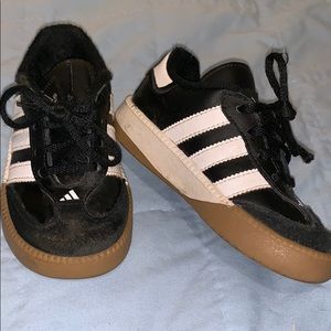 Toddler Sambas